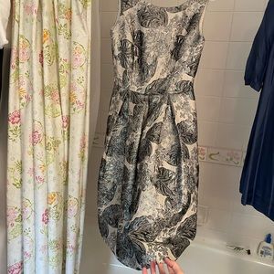 Nicole Miller Metallic dress with pockets